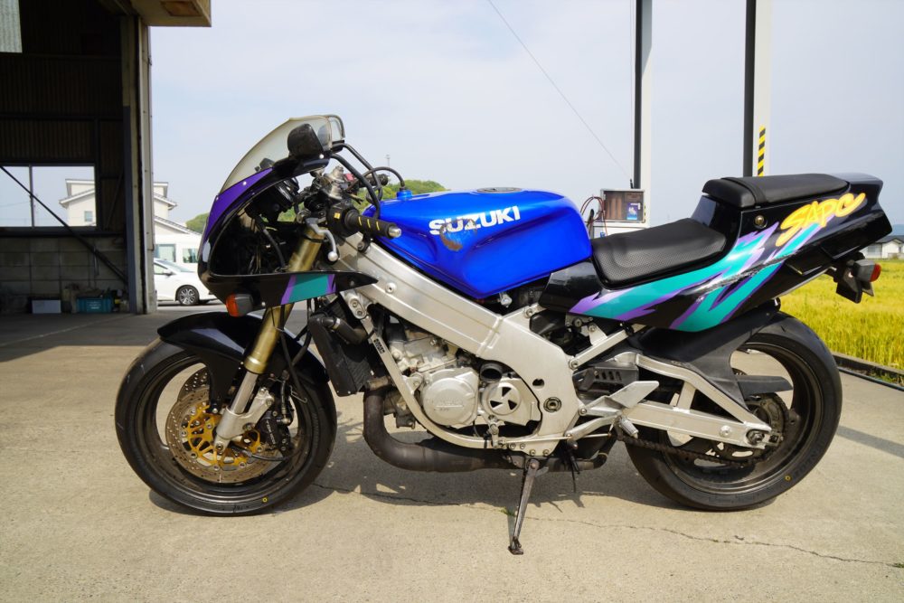 Motorcycle – SUZUKI　RGV250Γ：写真